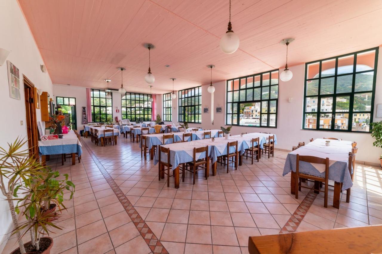 Albergo Le Querce Ponza Exterior photo