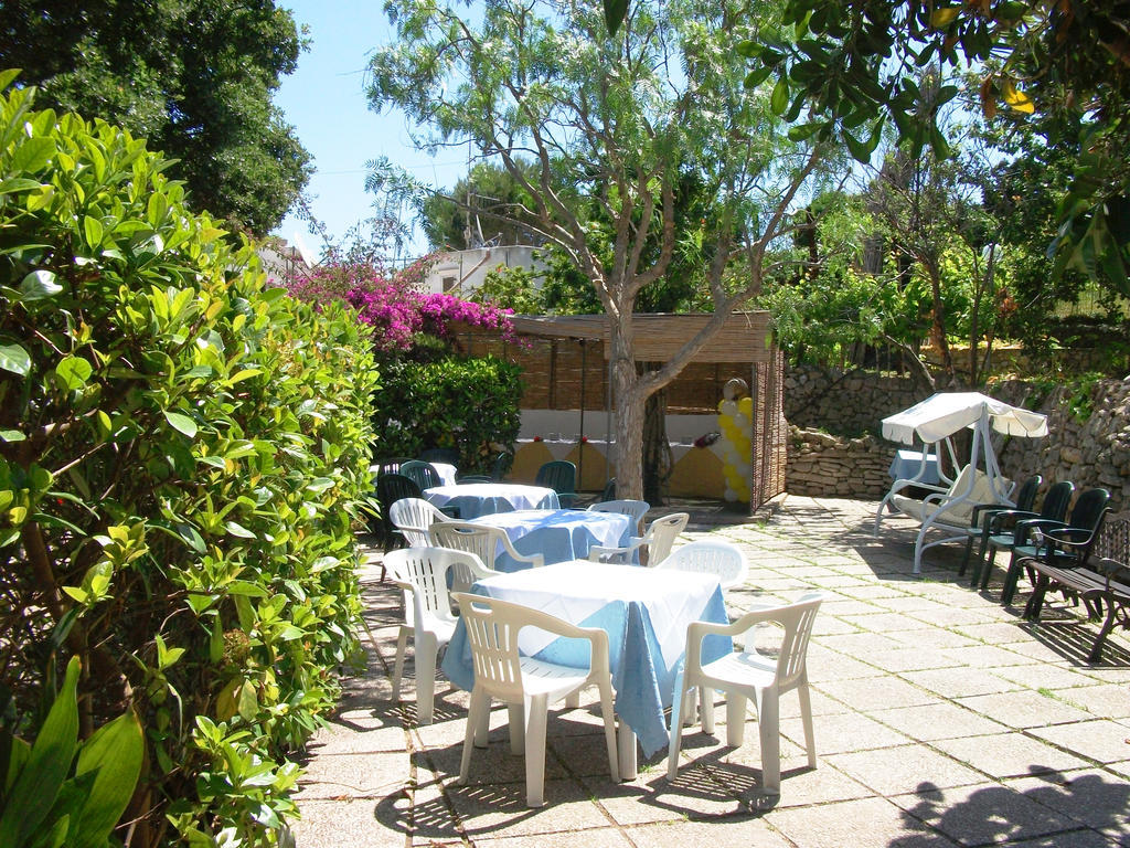 Albergo Le Querce Ponza Exterior photo